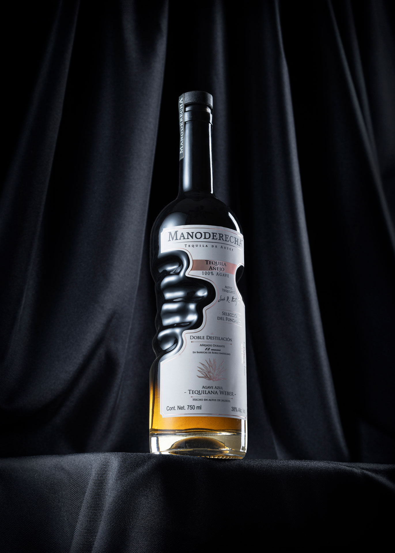 Fotografía para Tequila manoderecha